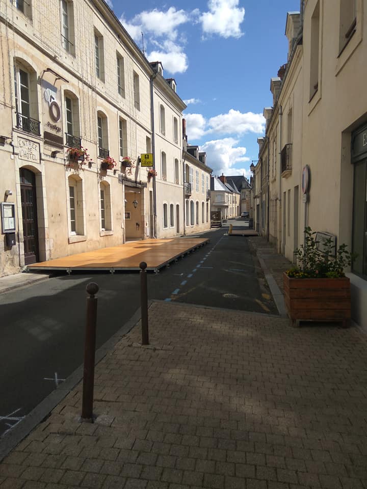 External terraces in Bauge