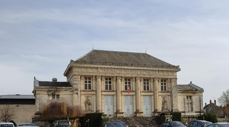 Tribunal