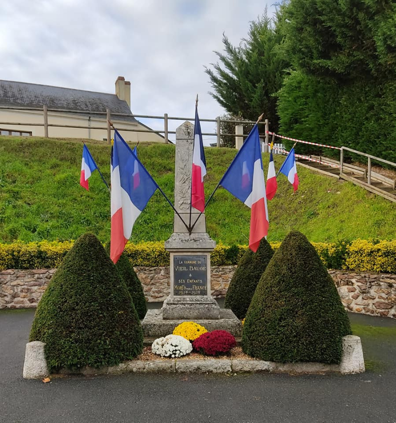 Vieil Bauge war memorial