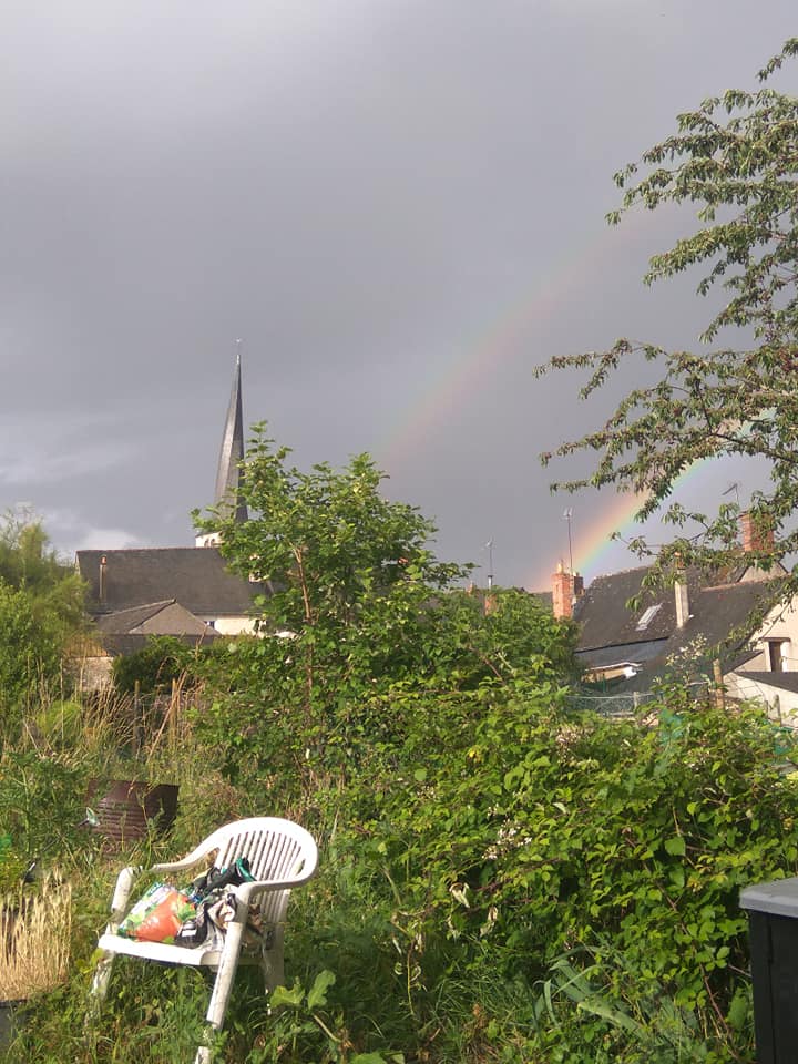 Garden rainbows