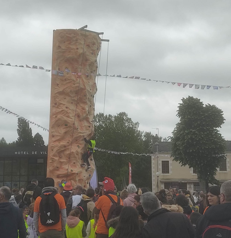 Flame climbing wall