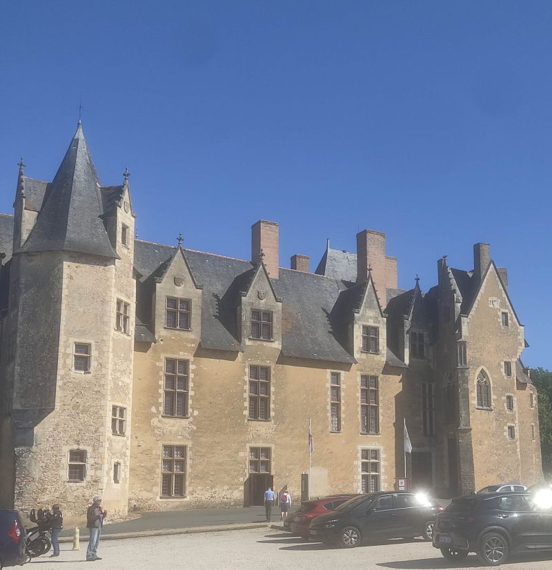 Bauge chateau