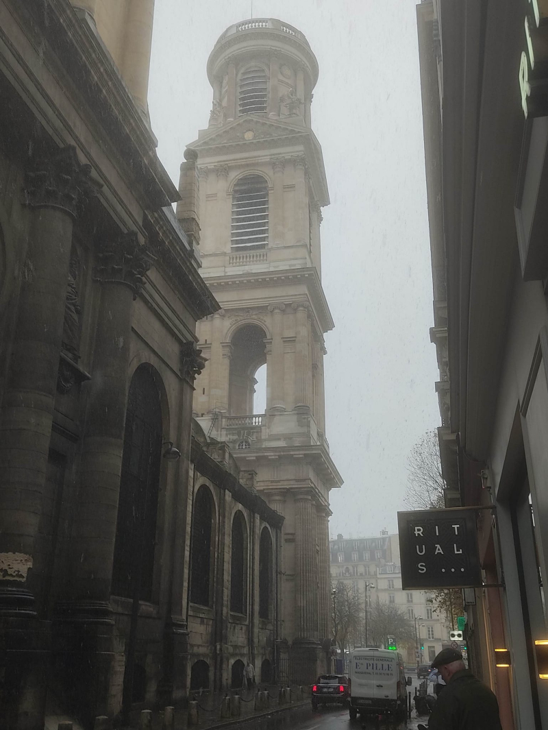 Paris church